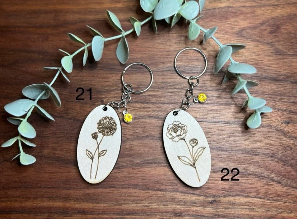 Birth Month Flower Keychain - Prettiest laser engraved flower!