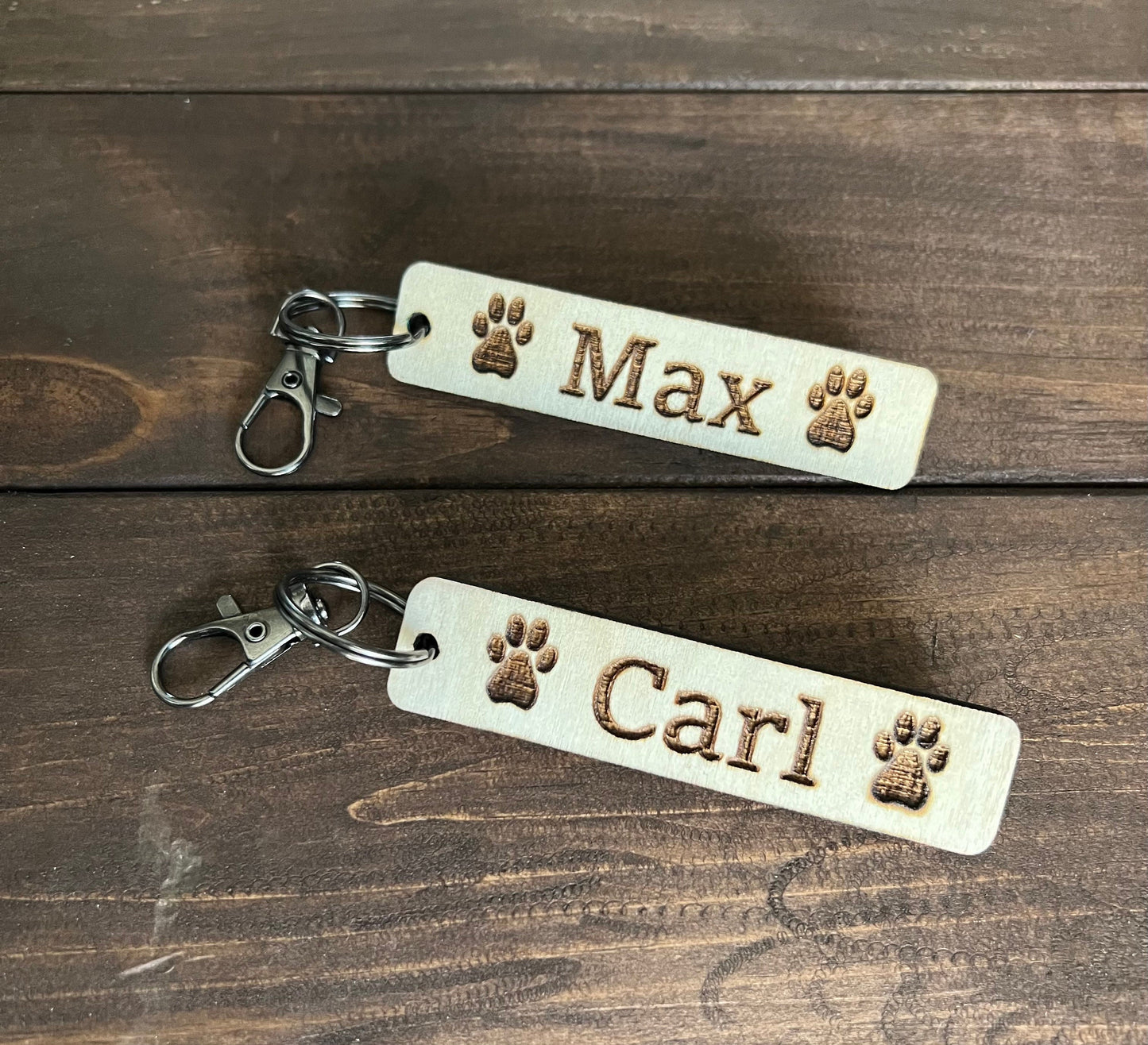 Laser engraved pet keychain - Customizable with your adorable pets name!